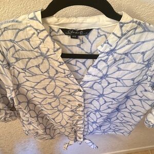 Charlie B Blue and White Leaf Print Blouse